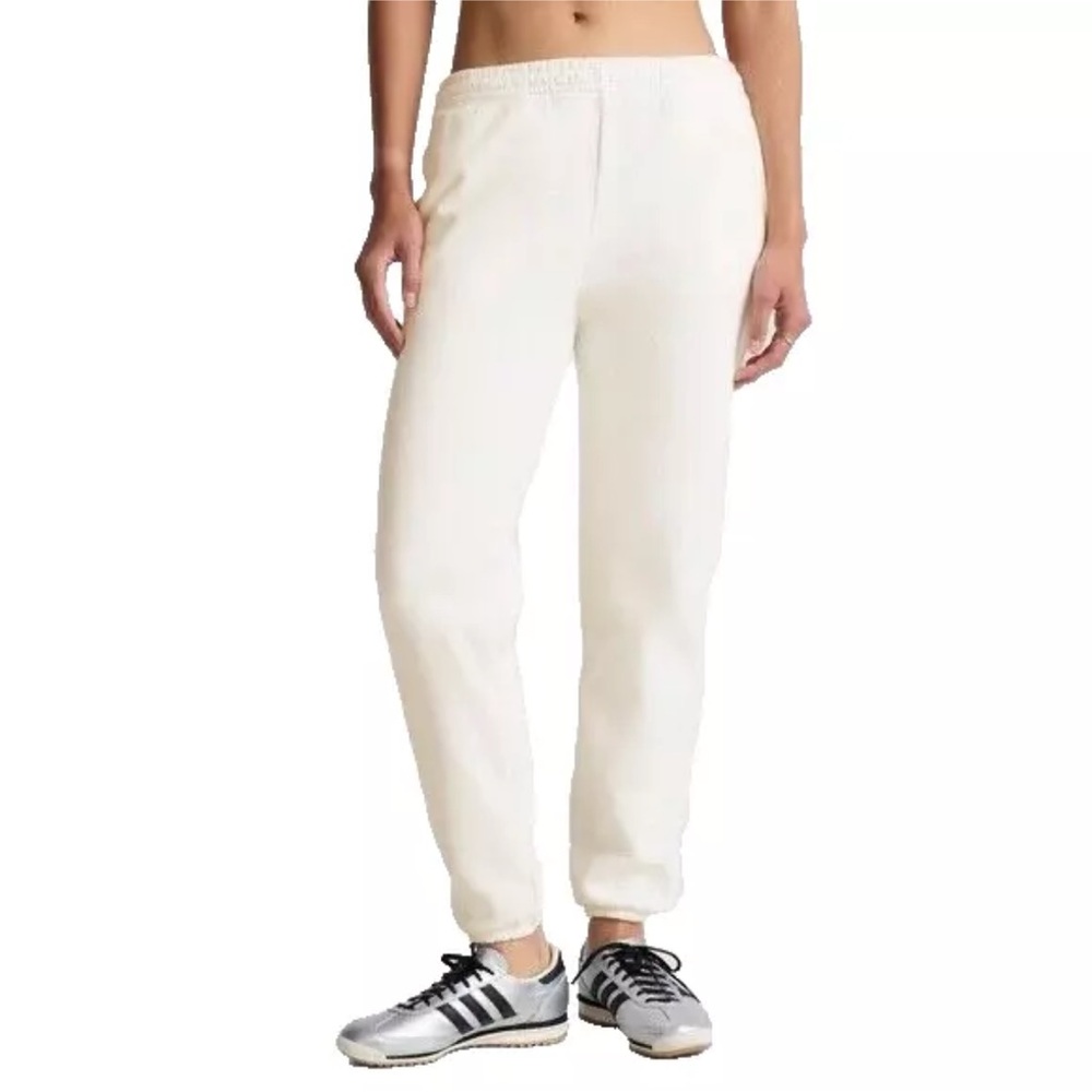 Beyond Yoga NWT LuxeFleece Sweatpants in Fresh Snow Sz XL Ivory Joggers
